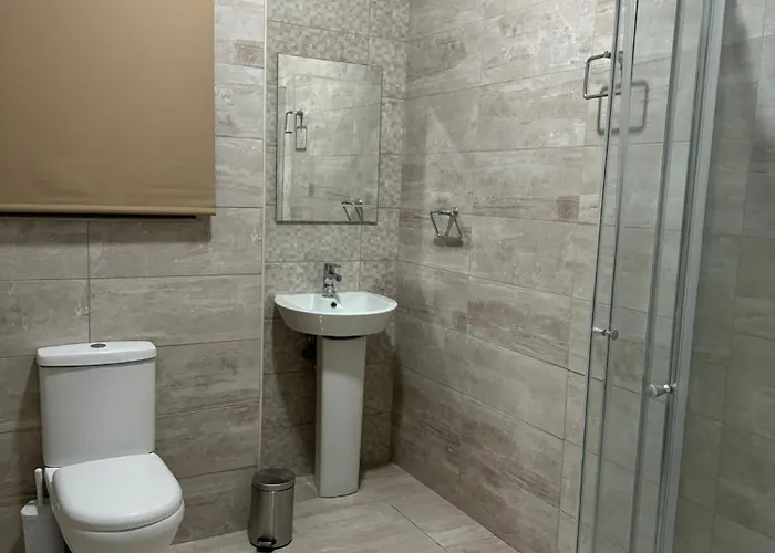 Peaceful 2 Bedroom *